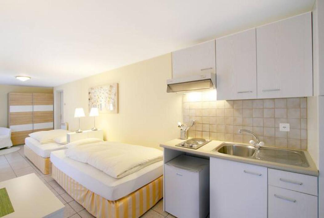 Depandance Garni Golf Apartment Ascona Exterior photo